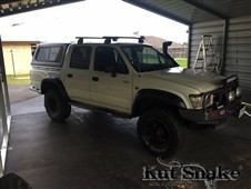 Plastové lemy Kut Snake Toyota Hi-Lux 167 Double cab